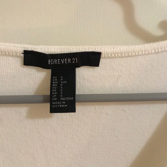 Forever21 tie front top - Picture 2 of 3